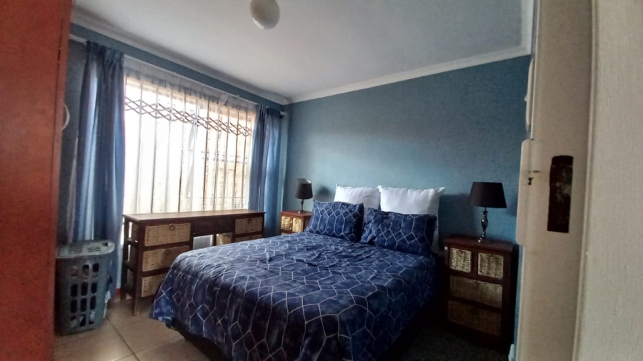 To Let 3 Bedroom Property for Rent in Mandela View Free State